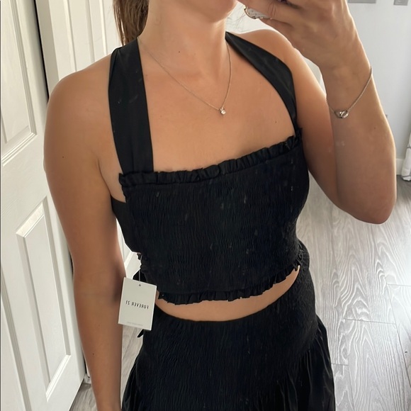 Black Two-Piece Set Smocked Skirt Set - Picture 2 of 8